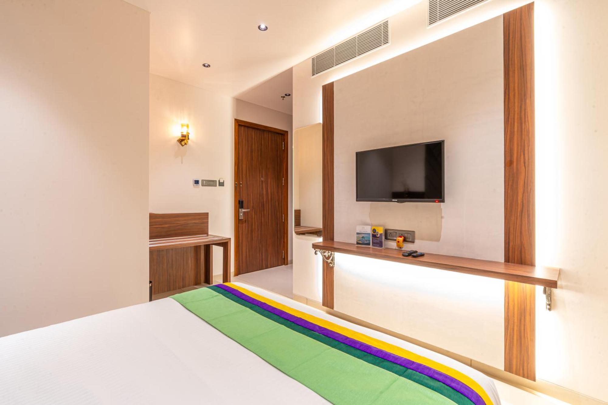 Treebo Premium Heritage Grand -Majiwada Thane Ngoại thất bức ảnh